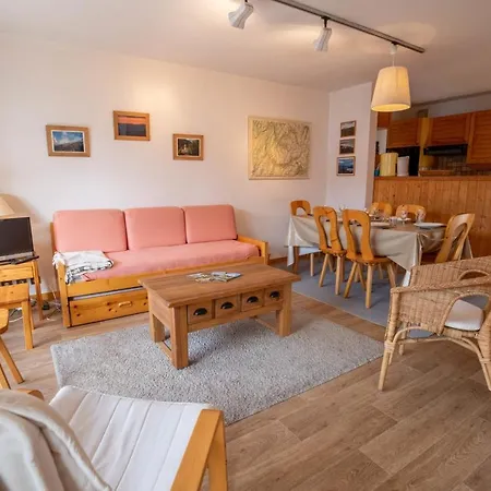 Apartment Les Adelphies 5 *
